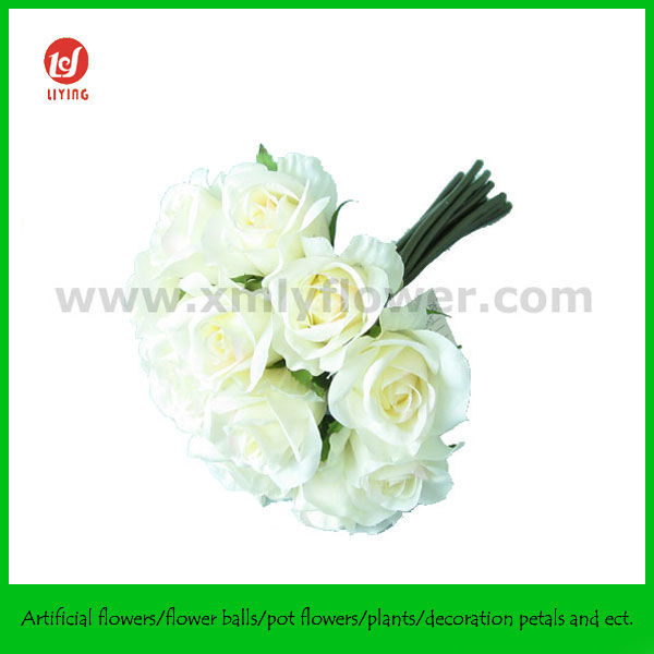 Wedding Decoration Flower of Silk Rose Bouquet X 12 Flowers