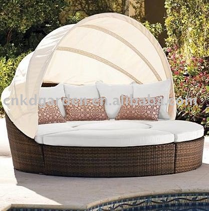 rattan couch