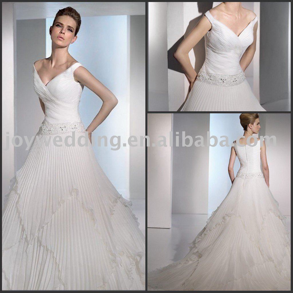lace designer wedding dresses