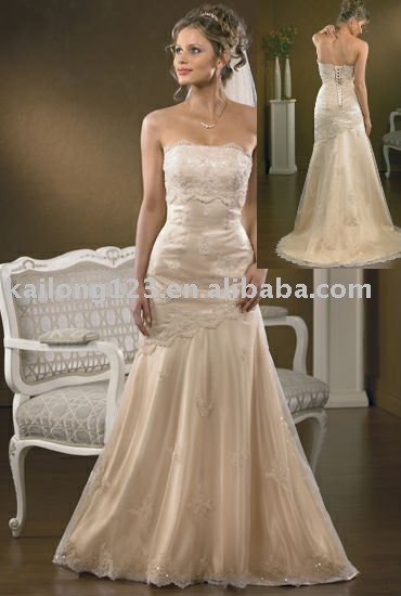 vintage and elegant strapless sheath style wedding dress bridal wedding 