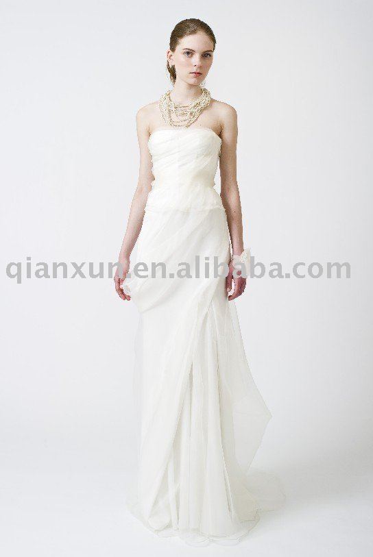 long sleeved wedding dresses vera wang. hair Wedding Gowns by Vera