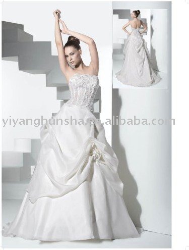 Western style exquisite removable lace top ball gown Wedding Dress