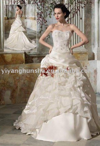 Western style exquisite beaded sweetheart top ball gown Wedding Dresses