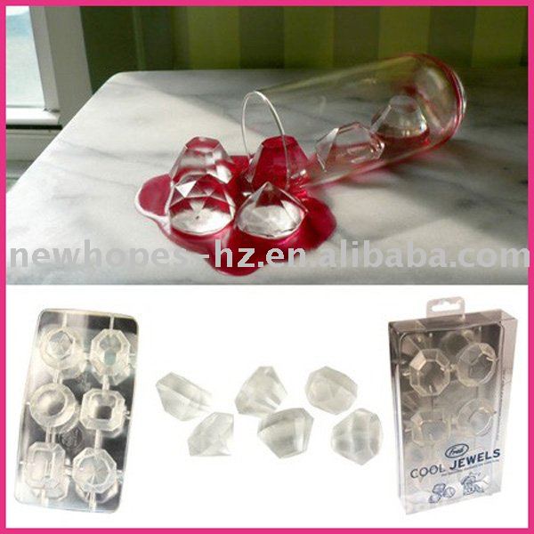 ice tray with ice. diamond shape ice tray,ice