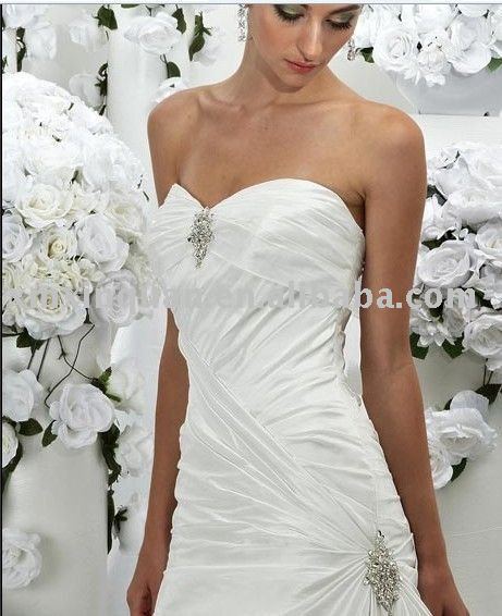 EFW501 Unique sweetheart pleated jeweled wedding dress