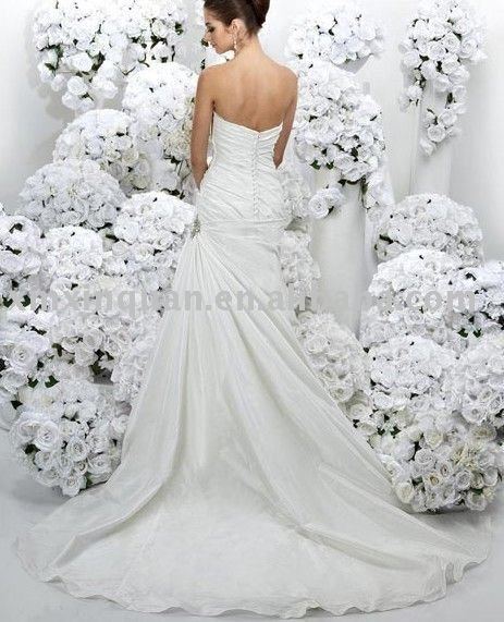 EFW502 Unique sweetheart pleated jeweled wedding dress