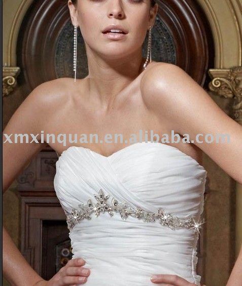EFW588 Delicate jeweled breast line pleated mermaid organza wedding dress