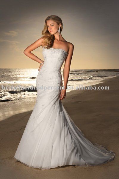 beach long train wedding dresshotsale wedding gown
