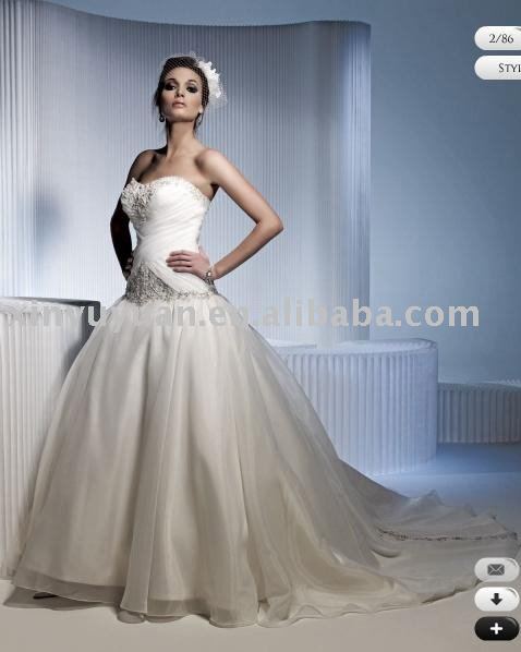 vintage and classic ball gown style 2011 wedding gowns PLW021