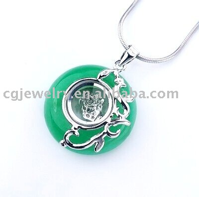 Jade Jewellers on 925 Sterling Silver Round Green Jade Jewelry Animal Sign Dog Pendant