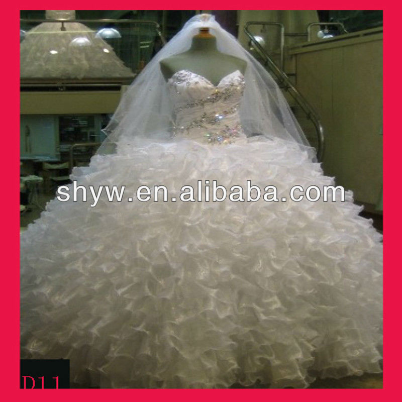 2011 Real Manufacturer Swarvoski Crystal Wedding Gown