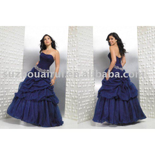 quinceanera dresses 2011. Fashion Quinceanera Dress