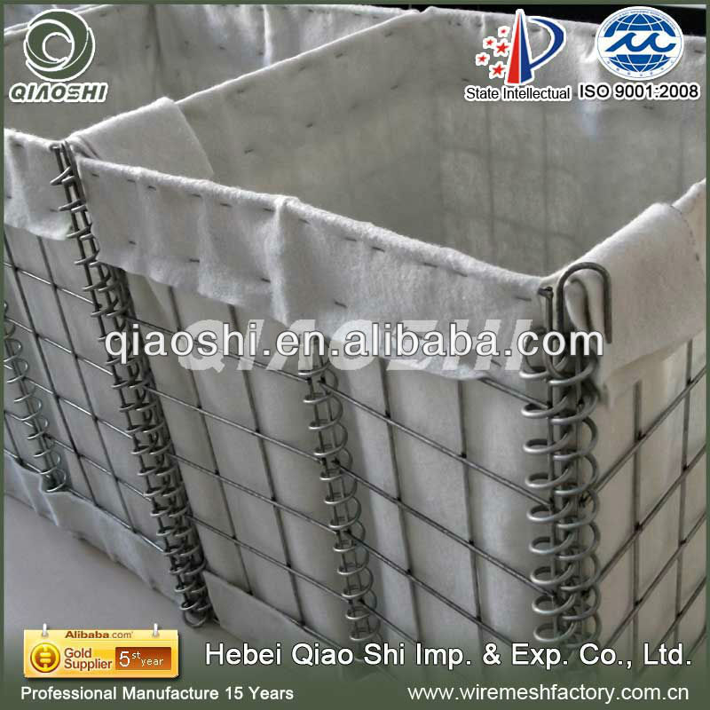 Hesco Bastion with non woven geotextile