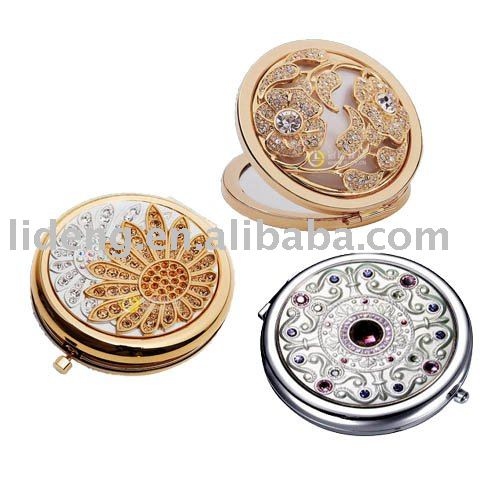 2011New products of beautiful lighted metal cosmetic mirror case For Sale 