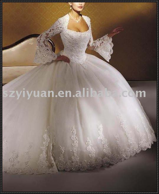 Beautiful white halter Bridal wedding dress with long train