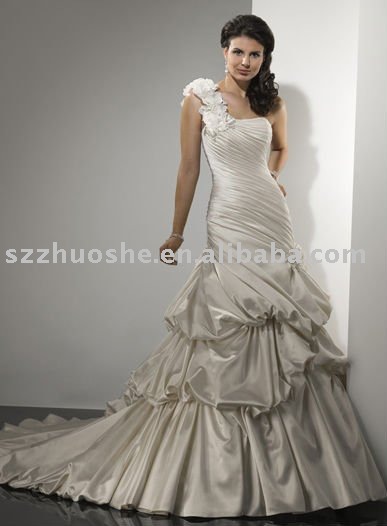 one shoulder bridal gown 2011 DT1618