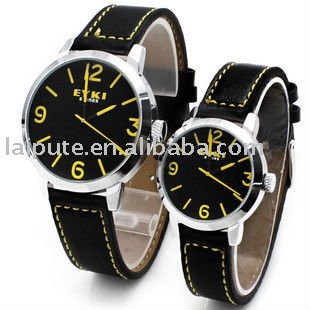 Simple Leather Band Crystal Wrist Watch - USD $ 3.99