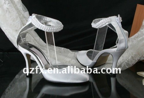 Dropshipping Bridal wedding shoeswhite satin jewellry bride party shoes