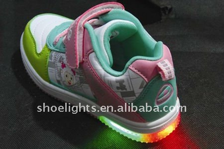 shoes_with_led_lights_for_kids_YX.jpg