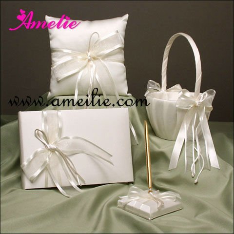 Romantic wedding ring pillow sets