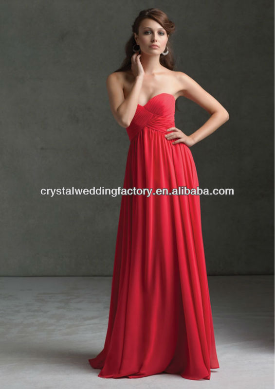 Fashion trends: Long red strapless dress