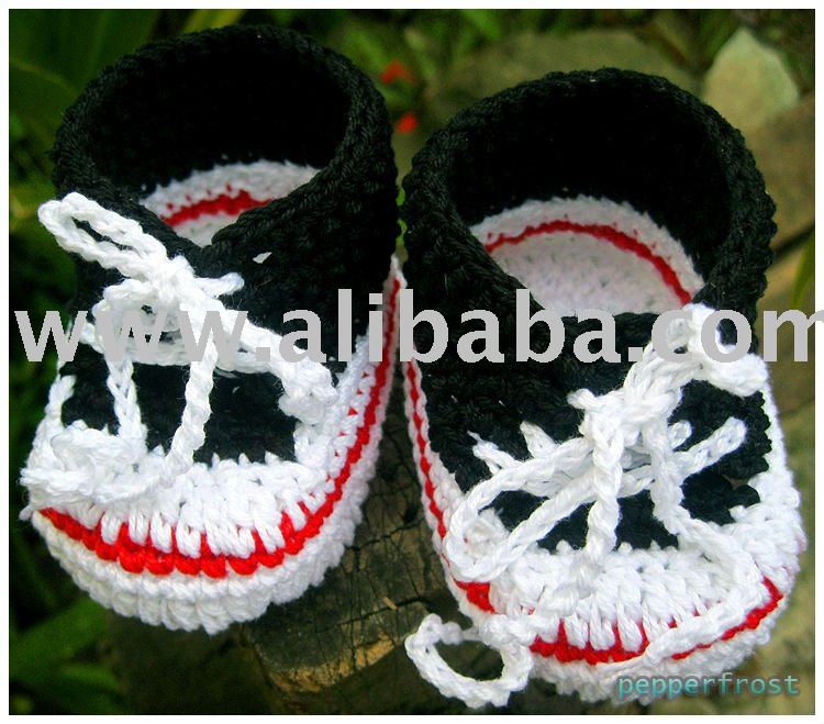 Golden Slippers Baby Booties - A Free Crochet Pattern