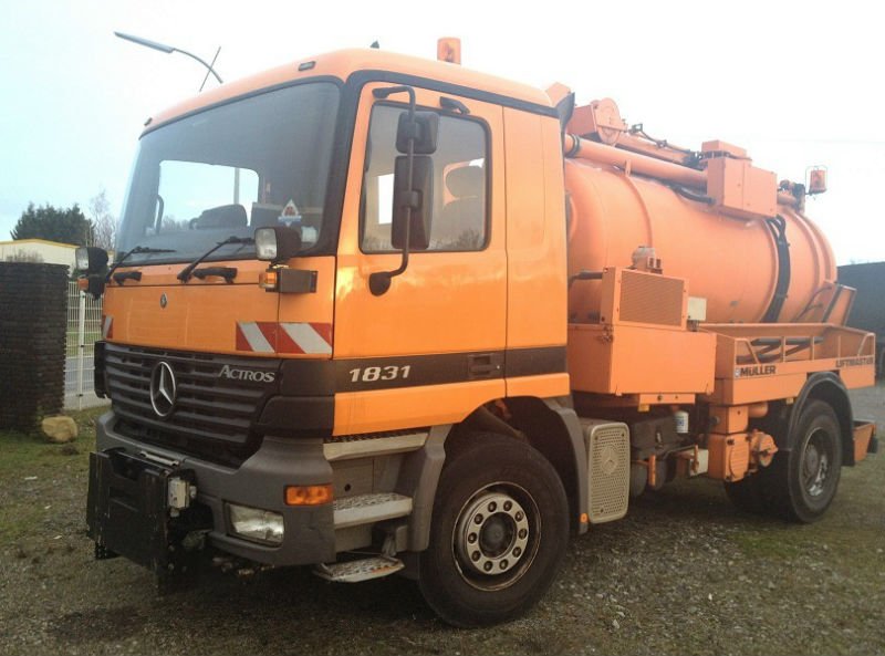 Mercedes-Benz Actros 18.31 vacuum and high