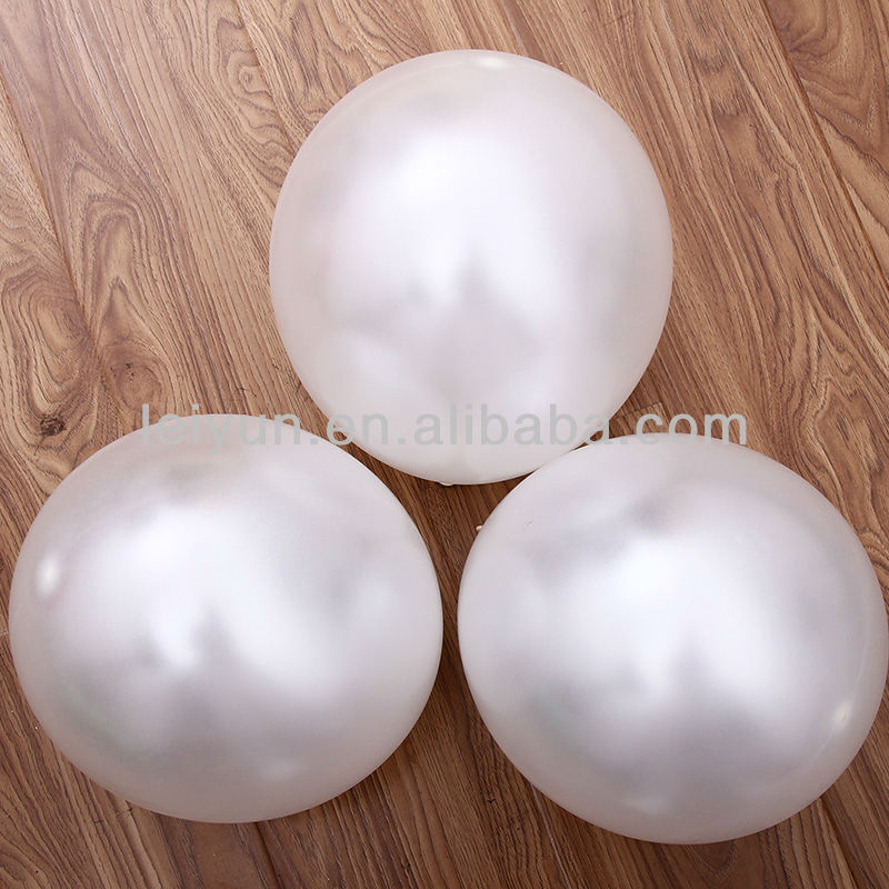 http://i01.i.aliimg.com/photo/v1/1685431439/white_pearl_balloon.jpg