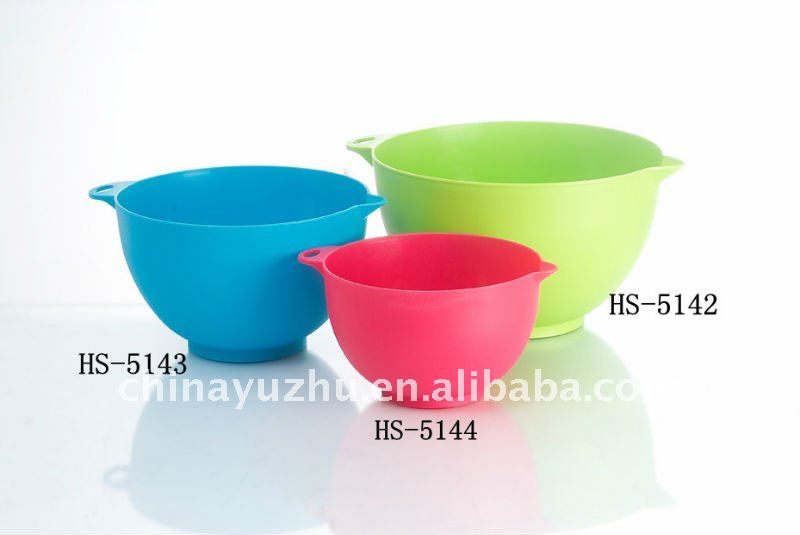  - Plastic_Salad_Bowl_8_