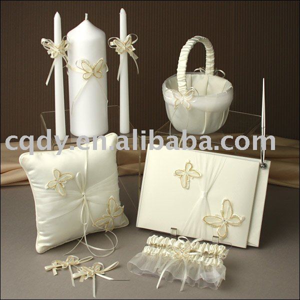 Wedding collectionThis set contains 1Candles2Flower Girl Basket3Ring 