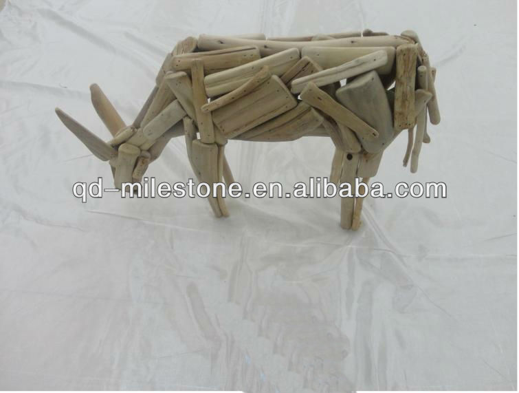 Good quality engraving and handmade wood craft animals