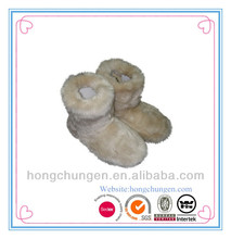 new designed cute pom-pom PV plush women boot