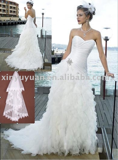 2011 elegant satin tulle strapless layered ruffles beach style wedding 