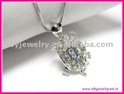 White gold plating crystal turtle pendant necklace