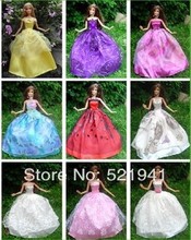 Free shipping 15items Dress Shoes Hangers Doll Dresses Different Colors Styles Handmade Gown Dress Clothing For