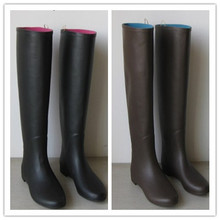 2013 women gumboots soft rubber rain boots women topboots black riding boots  wellingtons galochas botas
