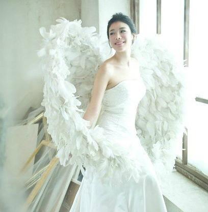 Wedding-accessories-Angel-Wings-Fashion-