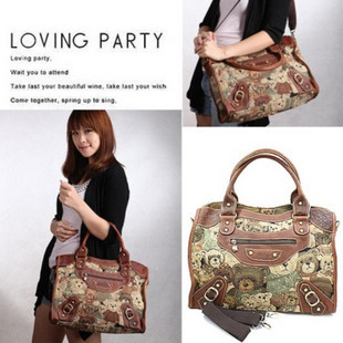 Princess sweet lolita bag Vintage female bags The embroidery DANNY BEAR semiportable canvas bag messenger bag
