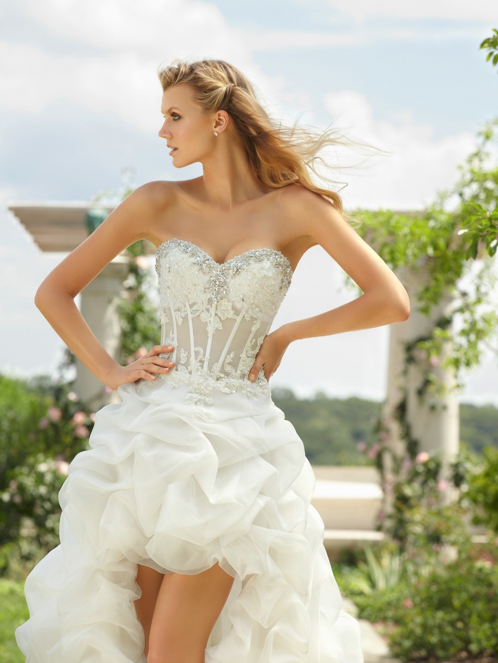 Front corset wedding dress