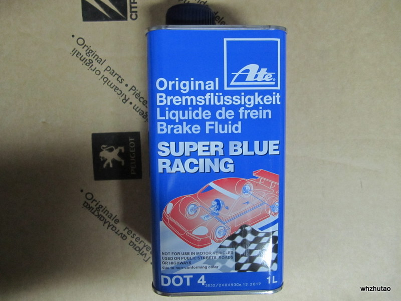 Ate-super-blue-racing-dot4-brake-oil.jpg