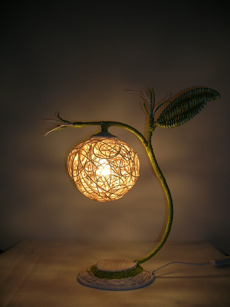 "wicker table lamp"