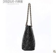 Free shipping new 2013 women s handbag classic plaid chain sheepskin bag OL outfit one shoulder
