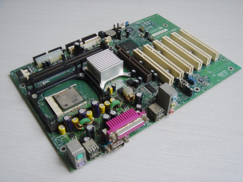 Free Shipping Intel 845G D845GEBV2 Motherboard System Board Mainboard Tested Working(China (Mainland)