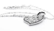 New Arrival Rhinestone Hearts Necklace Fashion Jewlery Ornamentation For Women 2013 Free Shipping