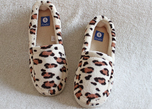 Leopard print slippers at home package with slippers spring and autumn cotton padded shoes maternity shoes
