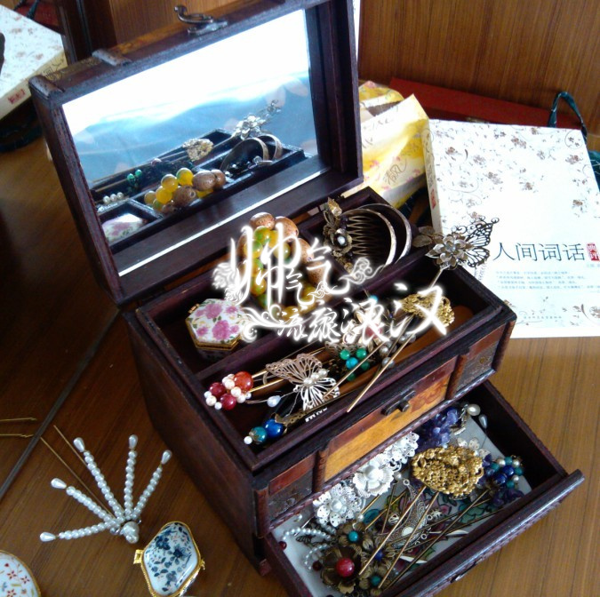 antique dressing box price