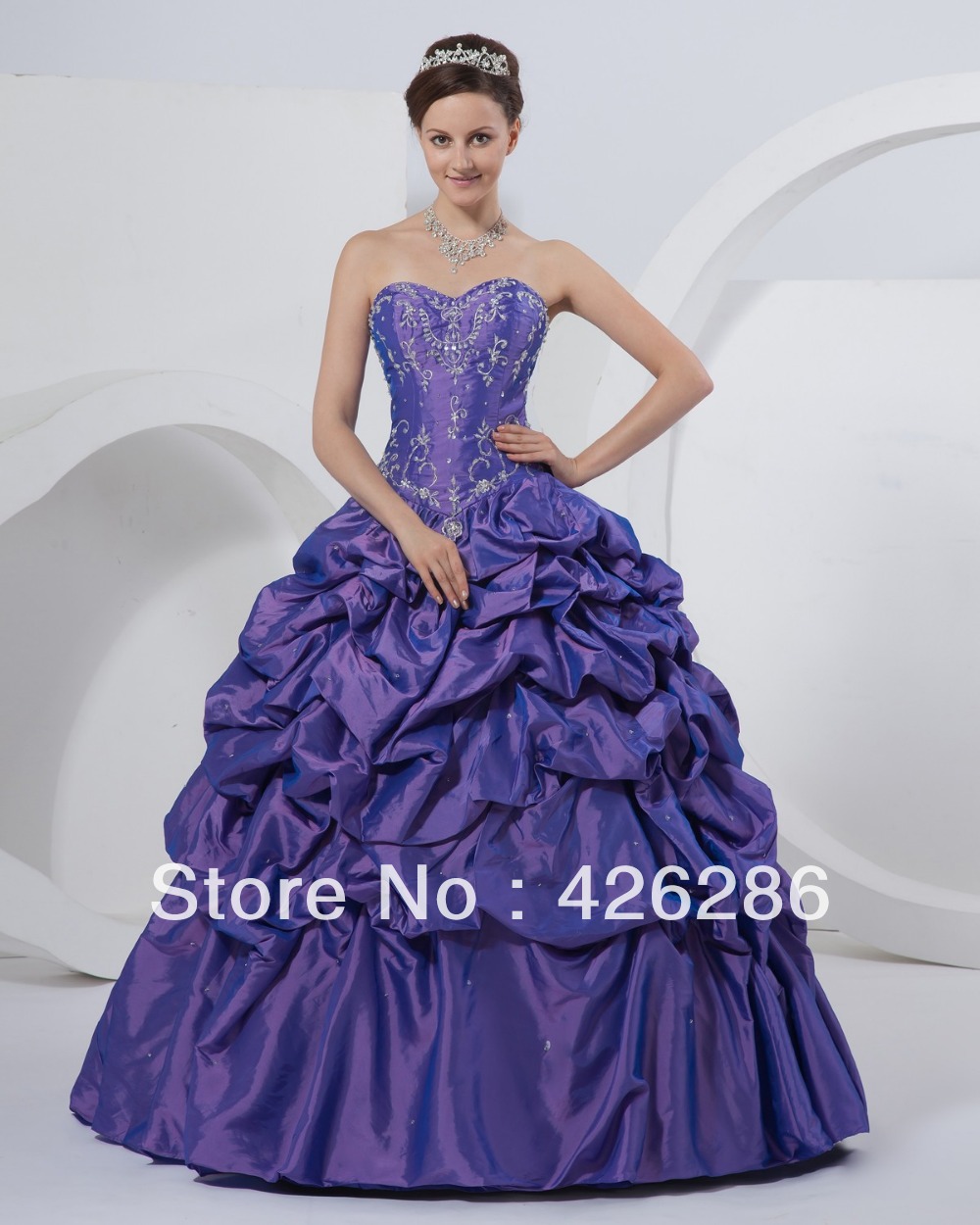 New Arrival Elegant Sweetheart A Line Quinceanera Dresses Layer Column Embroidery Beading Dress Quinceanera Size Custom