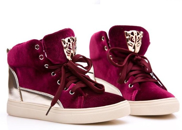 New Fashion Leopard Skull head Brand Sneaker for Women Height increase Sneaker for Women flats heel