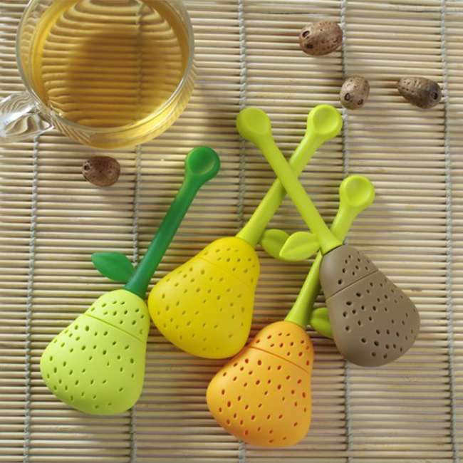 10pcs Free Shipping Adorable Strawberry Pear Silicon Tea Leaf Filter Strainer Herbal Spice Infuser