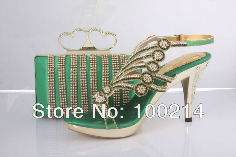 Livraison gratuite! Femme africaine designer de chaussures et le sac ...